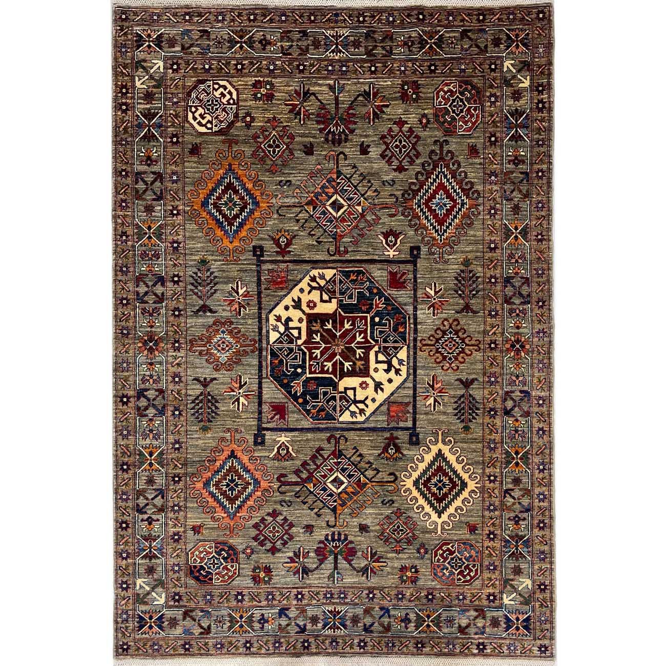 El Dokuma Natural Gri Kazak Yün Halı (155x210 cm)