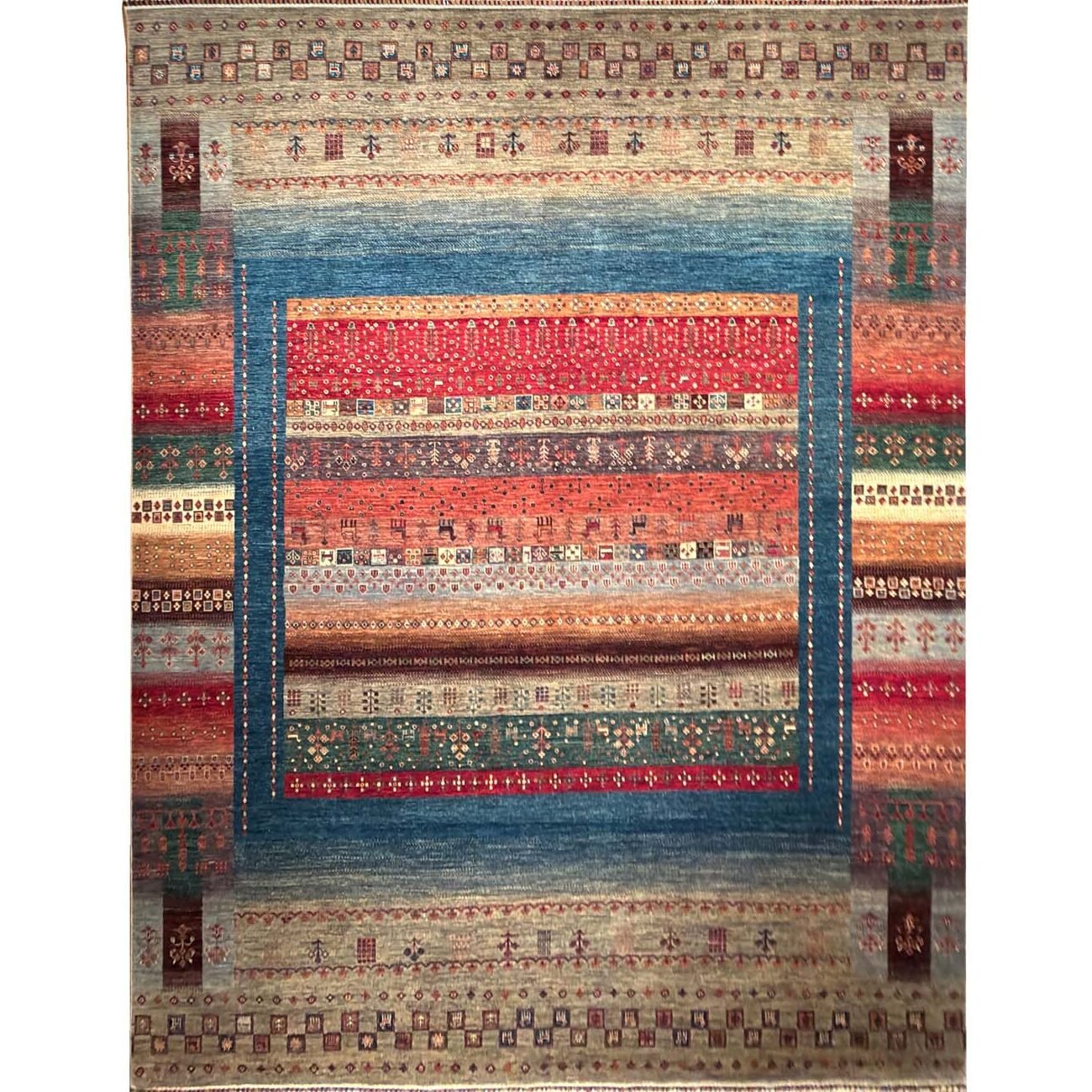 El Dokuma Figürlü Kabile Yün Halı (315x400 cm)